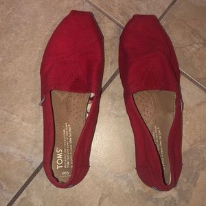Red Toms slip on shoes- Excellent Condition